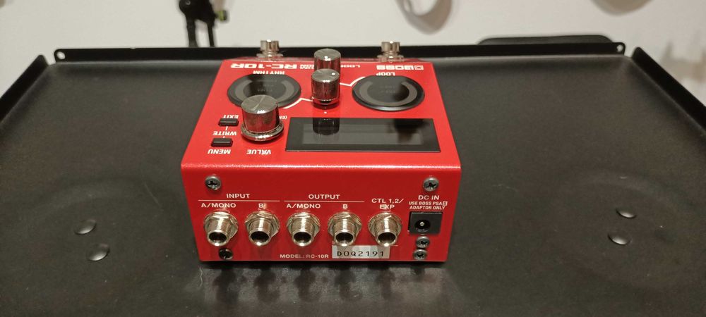 Boss RC-10R Rhythm Loop Station + dedykowany switch FS-6 ,stan sklep.