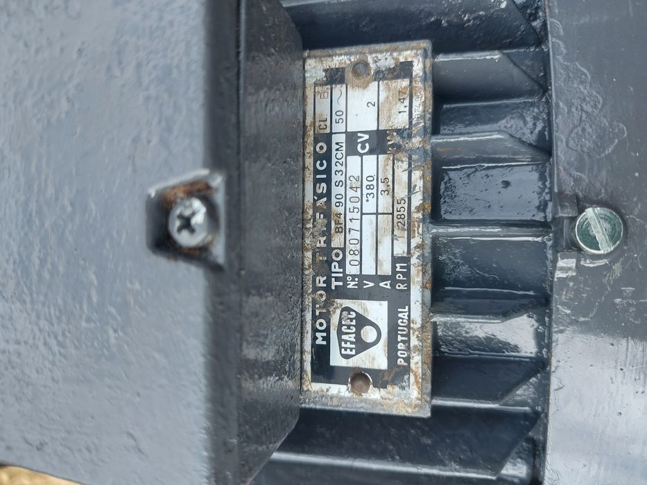 2 Bombas de tirar água trifásicas