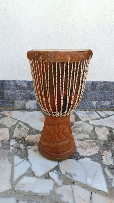 Djembe / djambe grande em óptimas condicoes