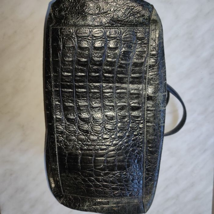 Женская кожаная сумка FURLA.