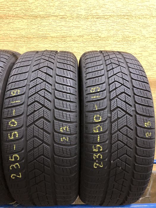 Зимові шини 235/50 R19 (103H) PIRELLI