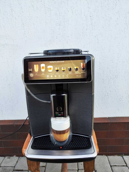 САМА ТОПОВА Кавомашина кофемашина Saeco Xelsis Suprema SM8889