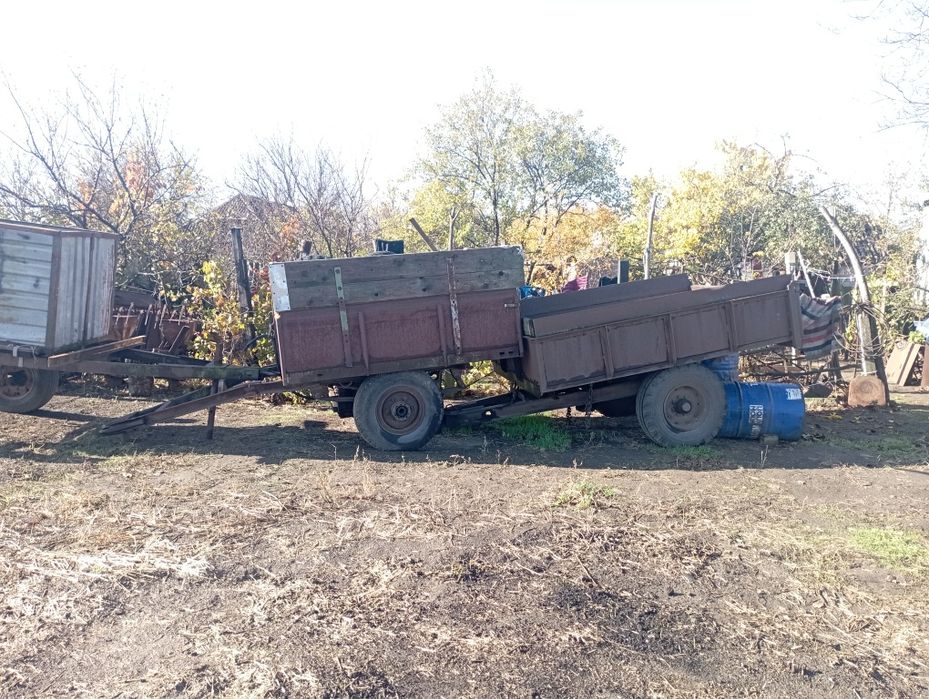 Одноосний причеп до трактора