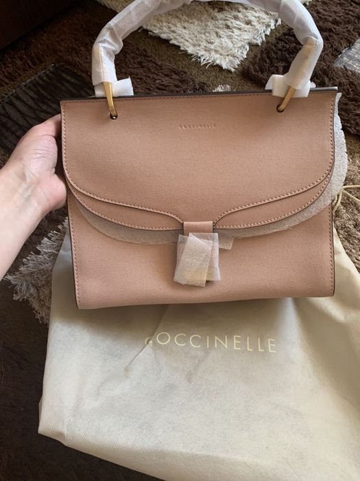 Coccinelle furla продам сумку