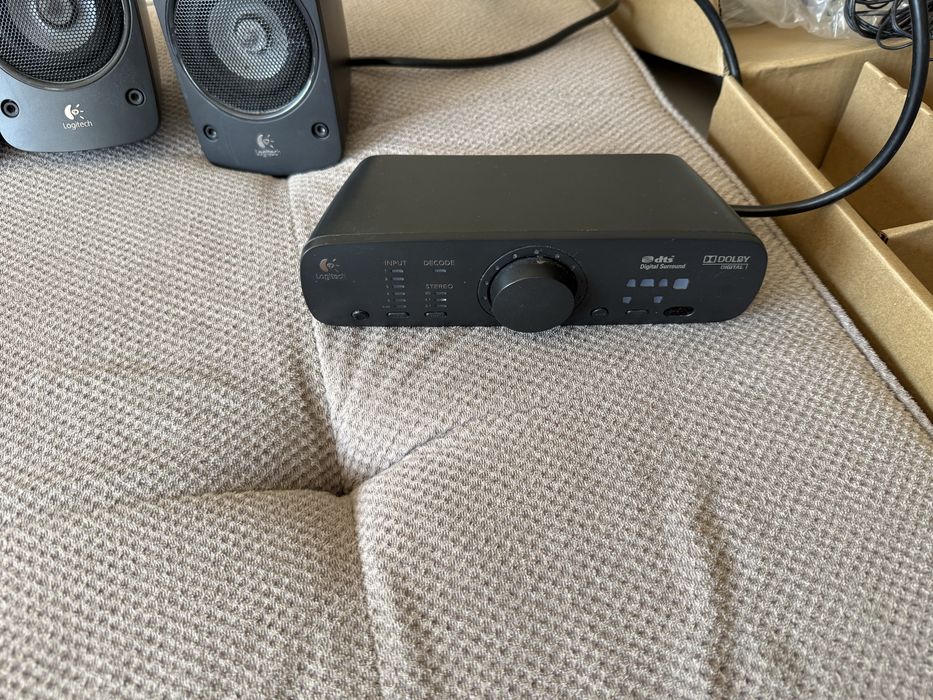 Logitech Z906 glosniki