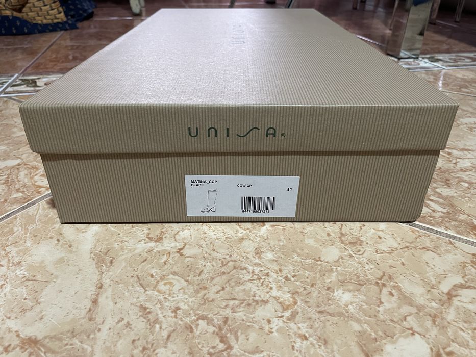 Botas Unisa Novas biqueira Redonda