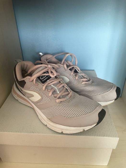 Кросівки salomon 40