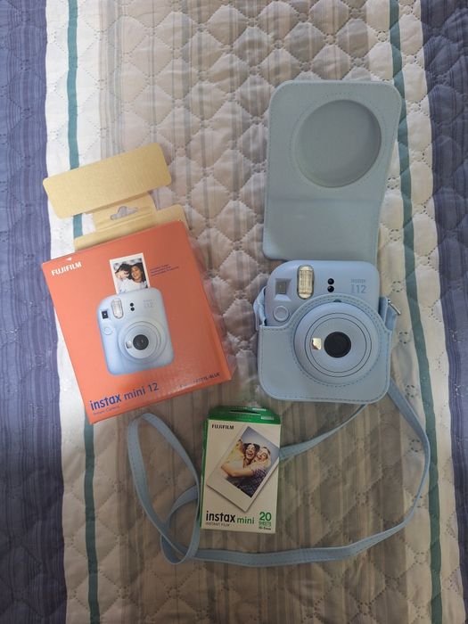 Instax mini 12 com recarga