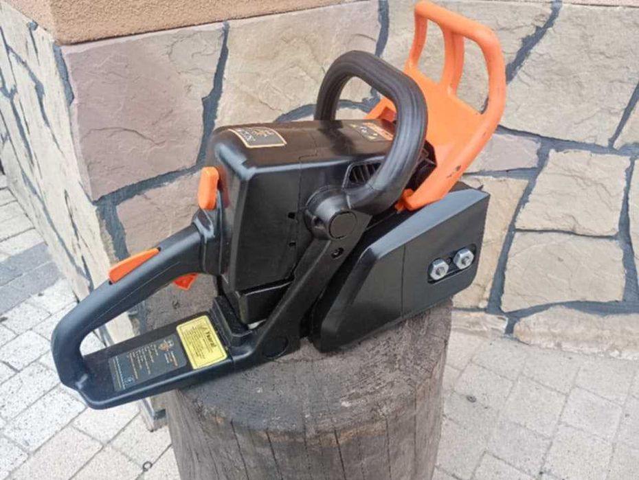 продам пилки бензопила штіль 180 і 250 в гарному стані