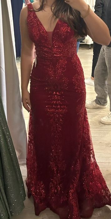 Vestido vermelho brilhante
