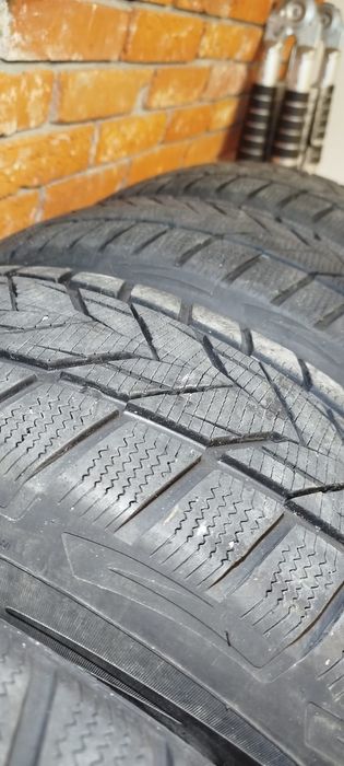 Opony zimowe 225/60/R17  VREDESTEIN WINTRAC