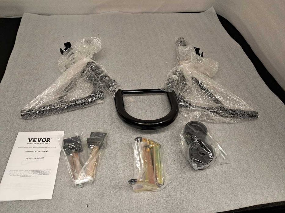 Stojak motocyklowy VEVOR tylny montażowy z 4 kółkami TD-003-05R
