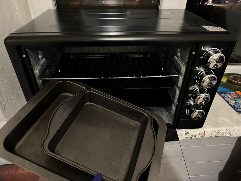 Піч електрична Grunhelm GN50ARC