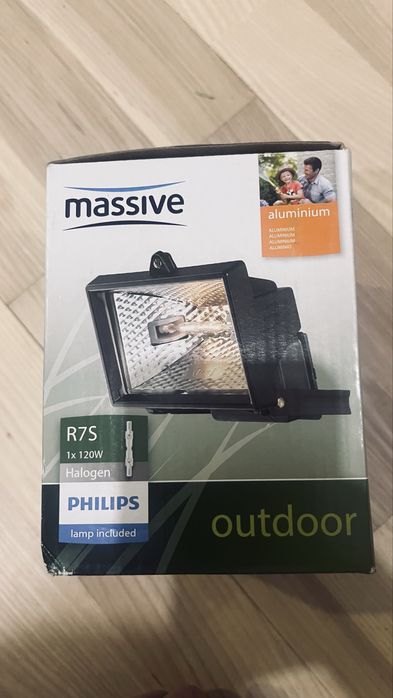 Kinkiet, lampa naswietlacz Massive Philips