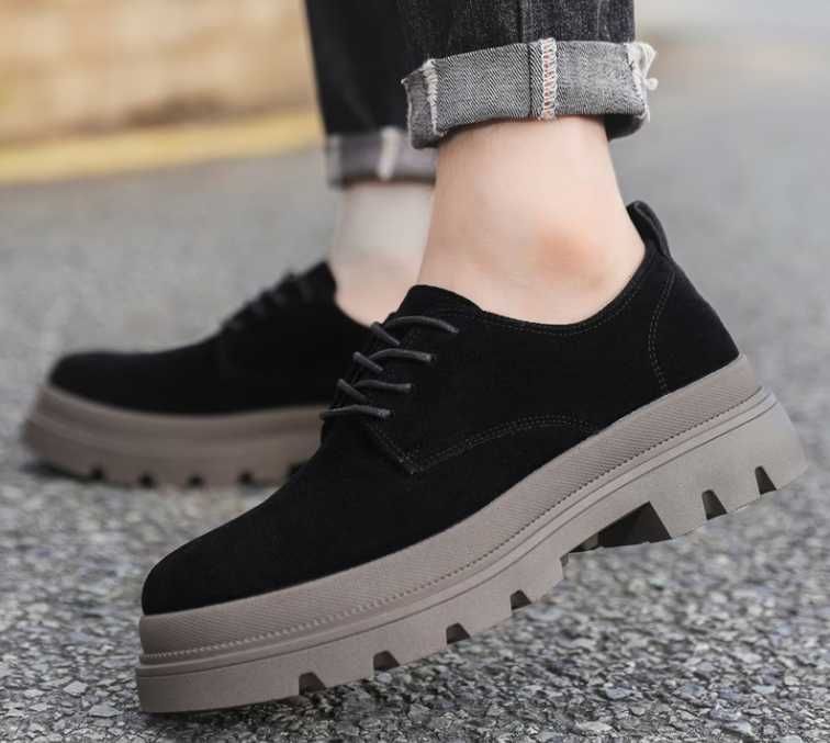 Чоловічі низькі черевики на шнурівці