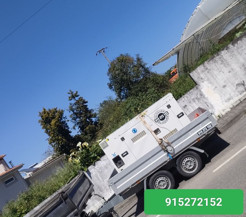 Aluguer de máquinas com ou sem manobrador