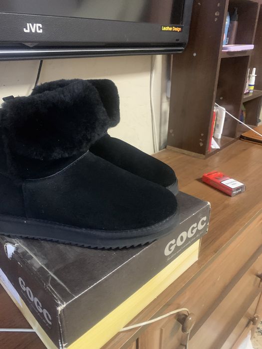 Продам угги полная натуралка
