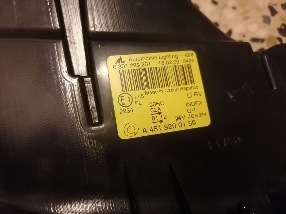 2 Farois smart 451 e capô