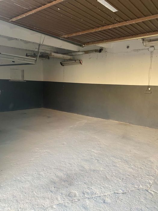 Garaż magazyn 70m2 na  dzialce  200m2