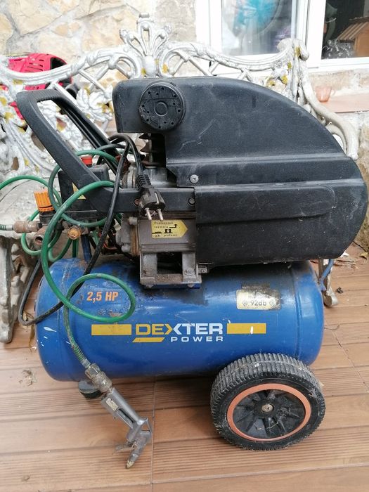 Compressor Dexter Power 2.5 HP (24L) + Mangueira Espiral