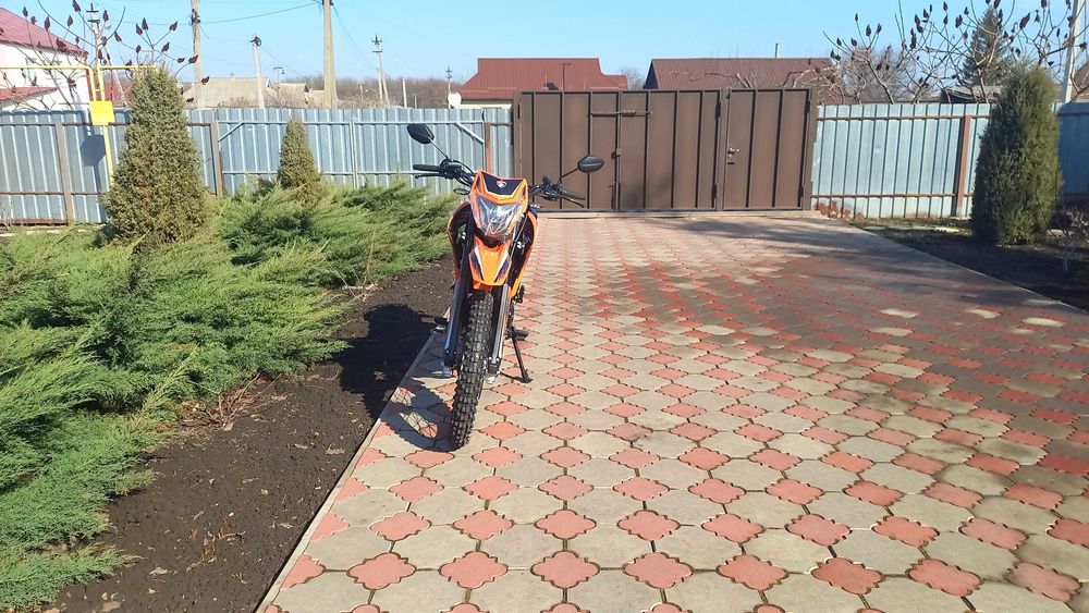 Нові мотоцикли "SPARK SP250D-7", M- н "МОТО-РАЙ", м.Синельникове.