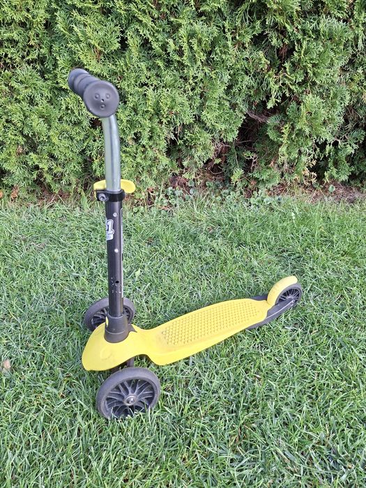 Hulajnoga 3-kołowa dla dzieci Btwin B100 żółta
Hulajnoga 3-kołowa dla