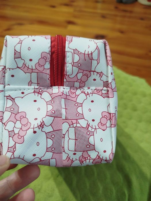 Kosmetyczka Hello Kitty duża