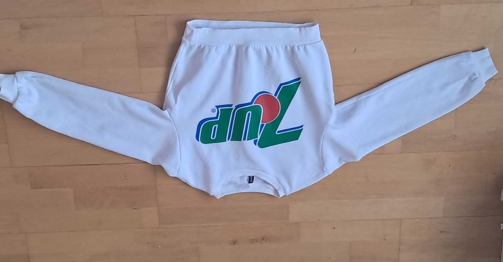 H&M Divided 7up  bluza S