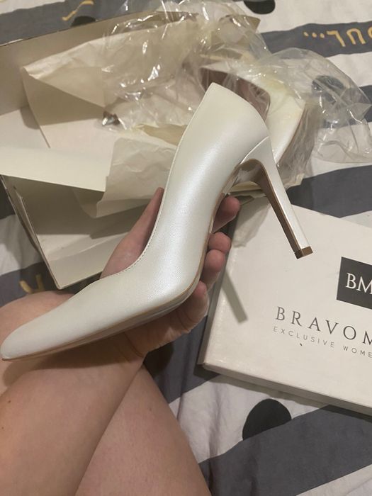 Туфлі . Натуральна шкіра. Італія