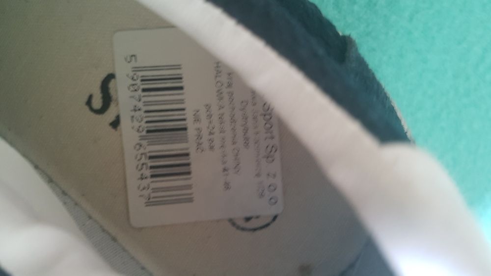 Trampki rozm. 42-43 (nowe)