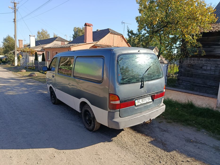 продаж кіа pregio