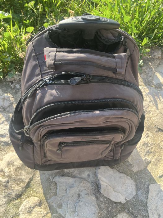 Mochila com rodas Cellini castanha