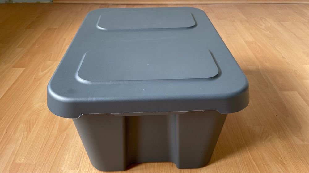 Pojemnik KLÄMTARE IKEA
z pokrywką, wew/zew, ciemnoszary 58x45x30 cm