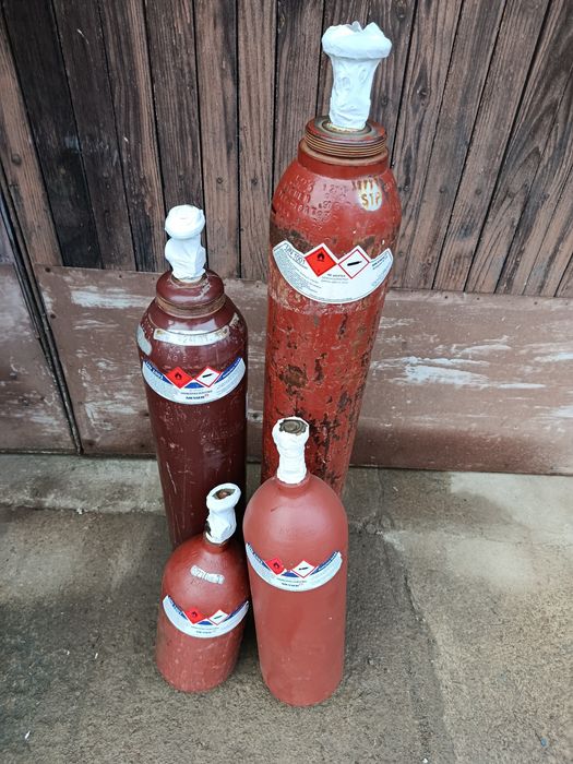 Acetylen w małych butlach T3 T5 T8 T10