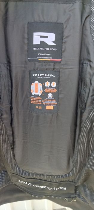 Casaco com proteções para andar de moto, marca Richa