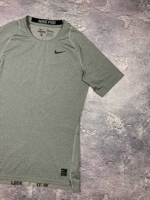 Футболка Nike Pro Розмір M