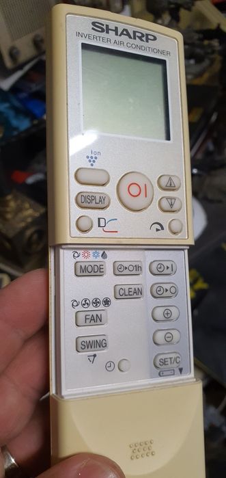 Comando SHARP (ar condicionado)437116036229386241