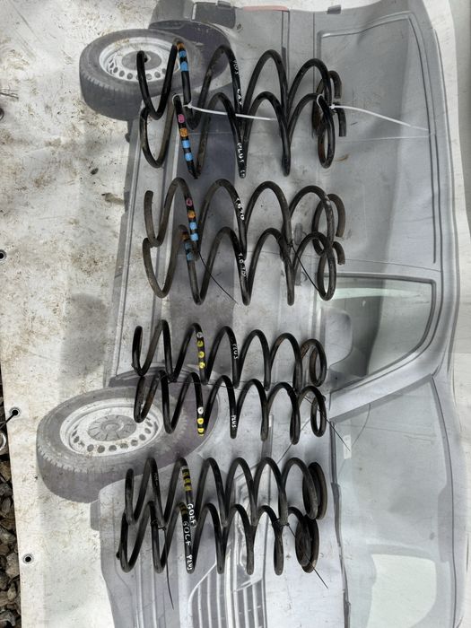 Пружини Golf Plus 5 6 пружина гольф плюс