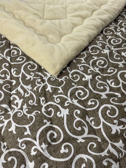 Вовняні ковдри з овчини,тканина (б’язь) є опт!!!