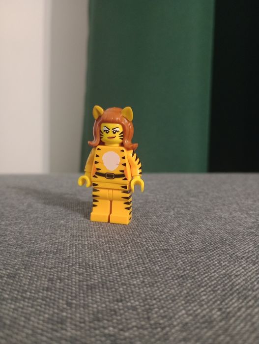 Figurka ludzik LEGO Tiger Woman, kobieta tygrys