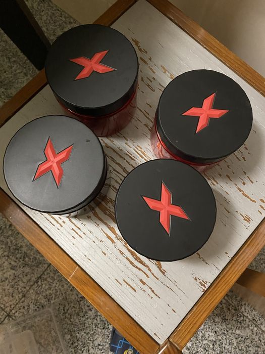 4 potes plástico duro