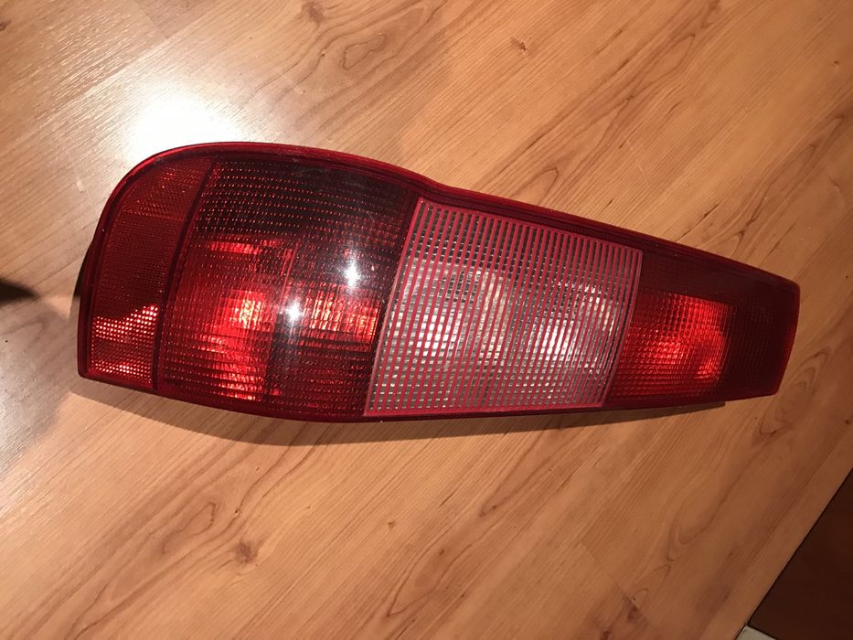 Farolim traseiro drt clio outro fiat punto e farois nevoeiro v40 e V70