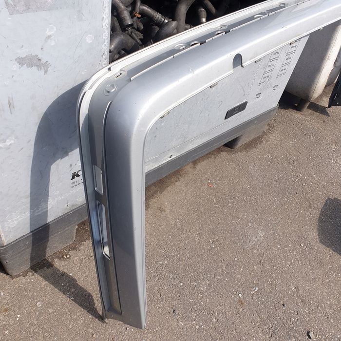 zderzak tylny tył bmw 3 e30 lift oe