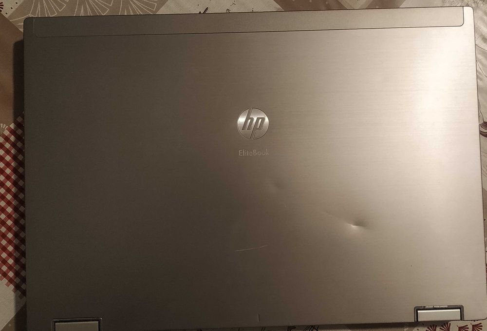 Muito barato portátil HP Elitebook I7 8GB RAM + Extras