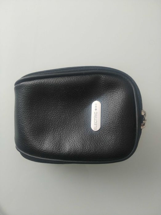 Futerał po maszynce do golenia, na aparat