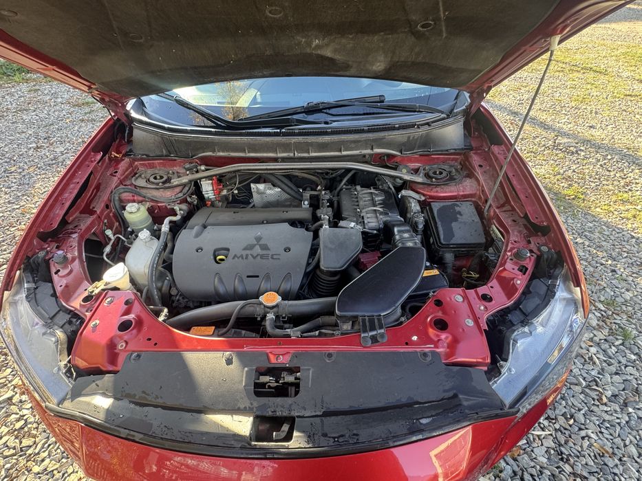 Продам автомобіль Mitsubishi 2011 року