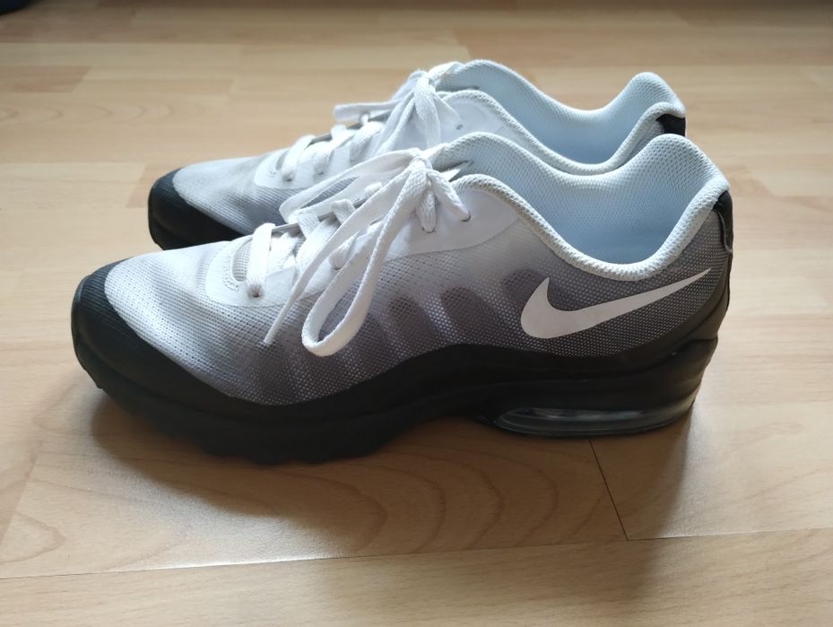 Nike Air Max Invigor