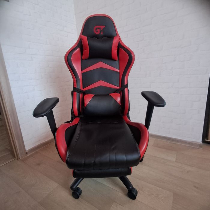 Крісло ігрове кресло б.у.