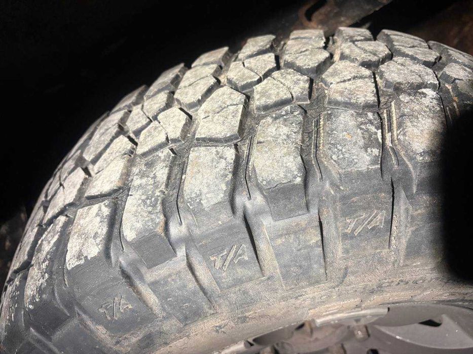 Резина шини BFGoodrich Mud-Terrain T/A KM2 285/75 R16
