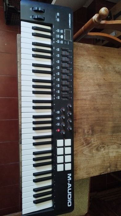 Teclado M Audio Oxygen 61 keys